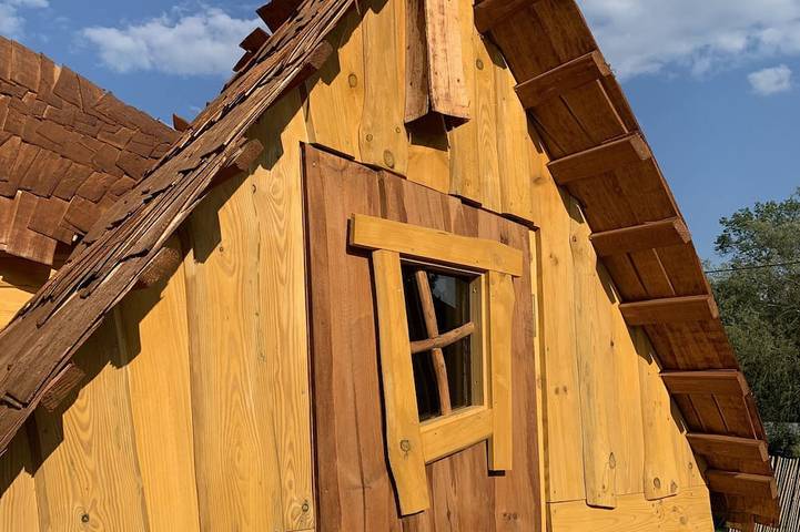 Au Bonheur Comtois unusual cabin with swimming pool in Ronchamp, Parque natural regional de los Ballons des Vosges