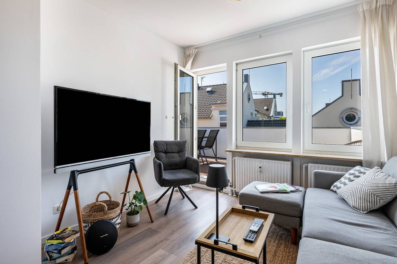 Ganze Wohnung, Ferienwohnung 'Mit Dachterrasse' mit Teichblick, Balkon und Wi-Fi in Heide, Heide und Umgebung