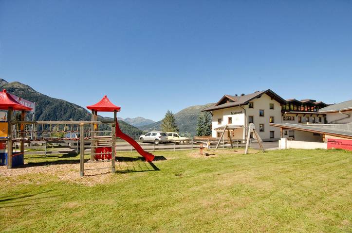 Ferienwohnung für 39 Personen, mit Balkon und Ausblick - 1