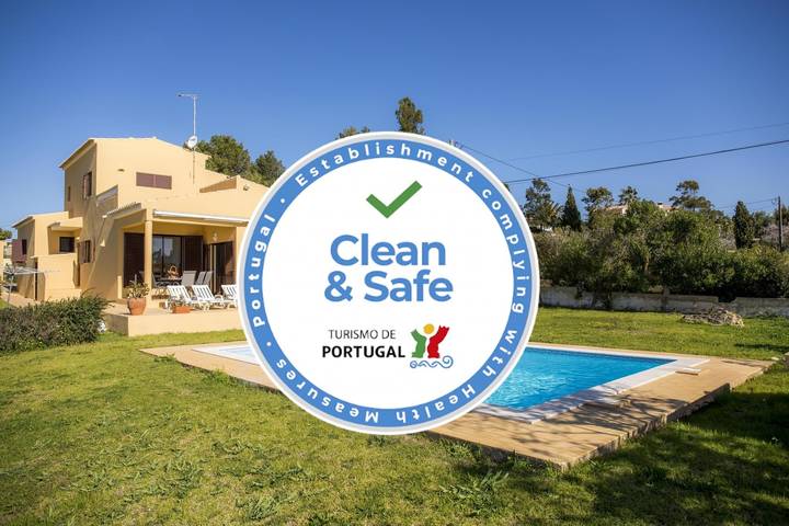 Casa rural para 7 personas, con Vistas al mar y Balcón además de Terraza y Jardín en Luz