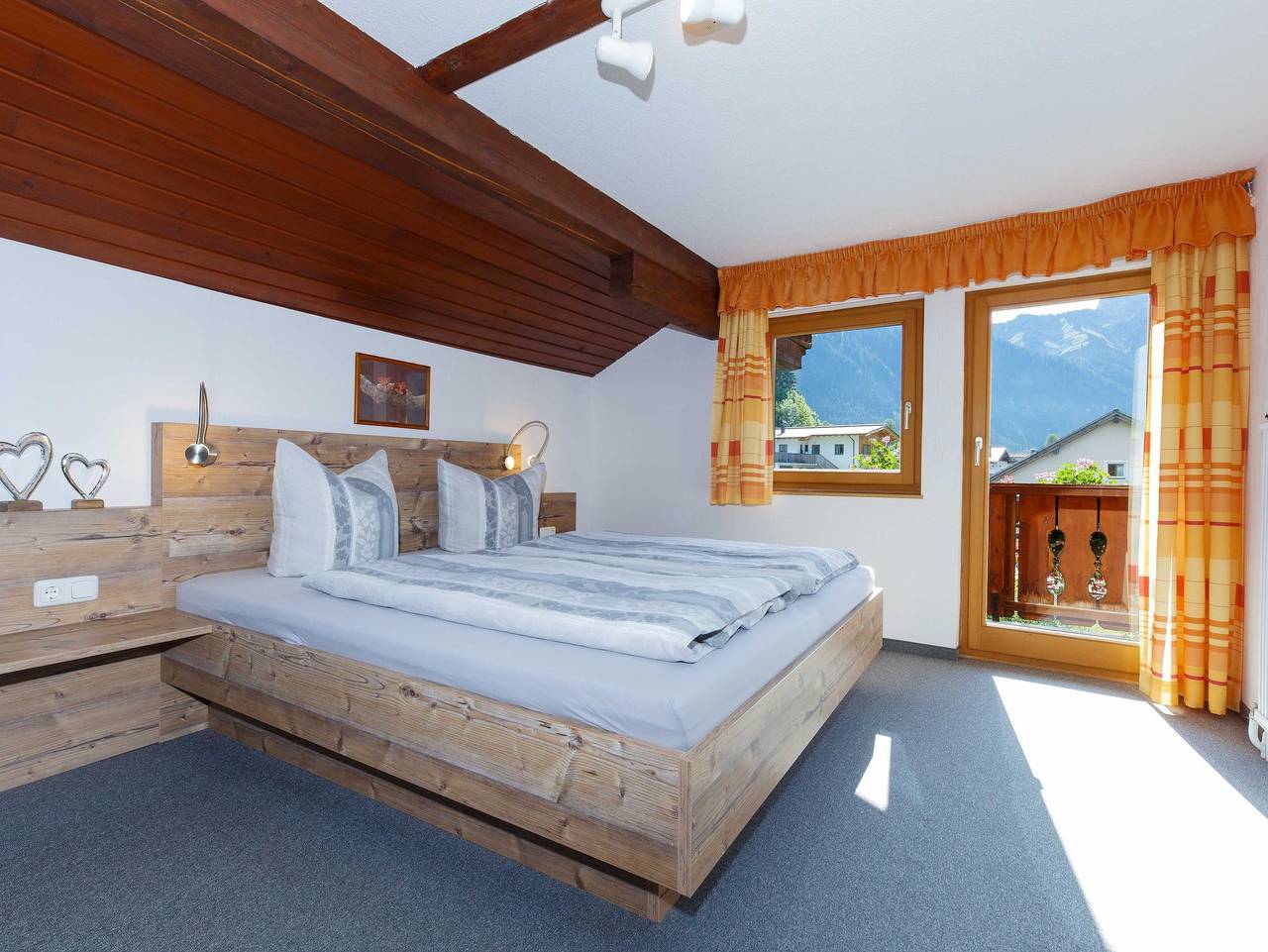 Ganze Ferienwohnung, Haus Maringele in Nesselwängle, Allgäuer Alpen (Österreich)