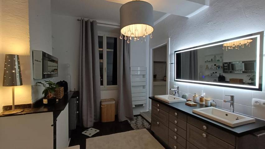 Location de vacances pour 2 personnes, avec jardin à Pexiora - 2