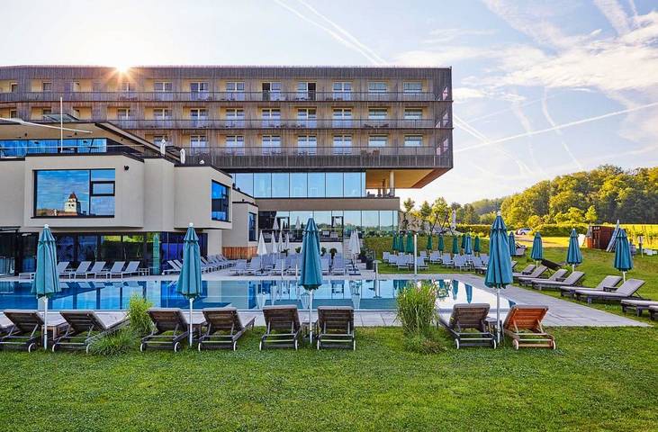 Bungalow für 2 Personen, mit Garten und Terrasse sowie Sauna und Pool in der Steiermark