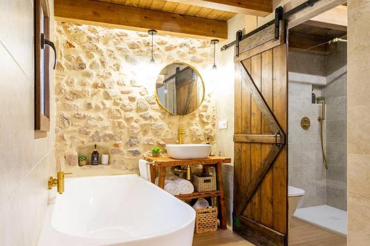 Gîte pour 4 personnes, avec balcon et vue dans Onda - 3