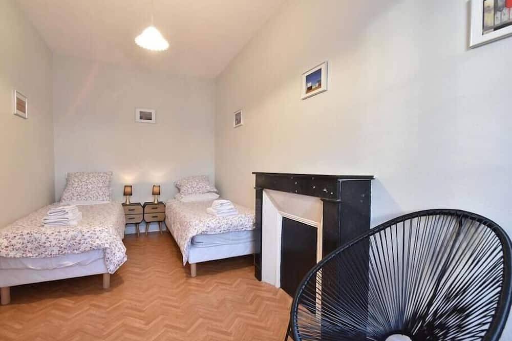 Martin pecheur - Ferme des Herils in Port-en-Bessin-Huppain, Bayeux region