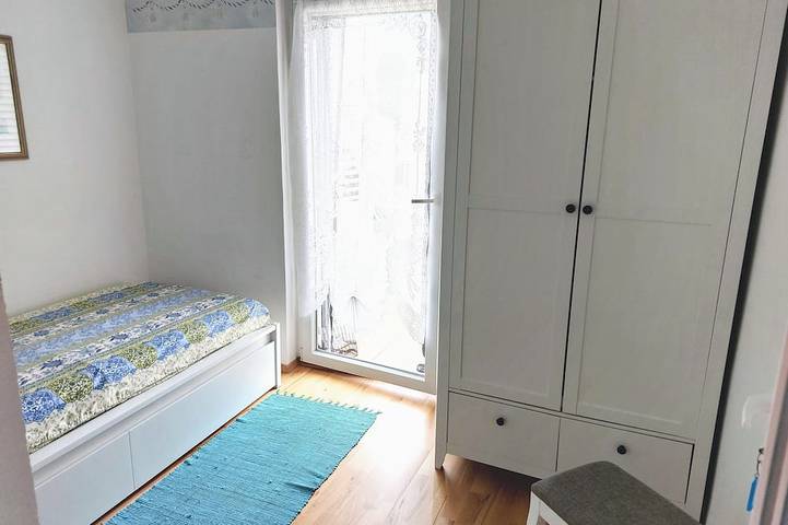 Villa für 5 Personen, mit Whirlpool und Garten sowie Balkon in Rovinj - 3