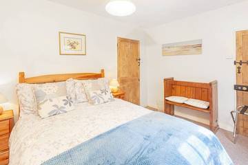 Glamping for 4 People in Exmoor, South West England, Photo 4