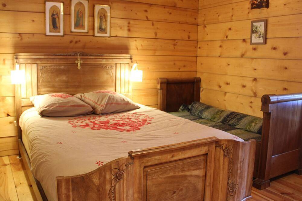 Chalet Saint Joseph au coeur du massif de la Chartreuse ! in Saint-Christophe-sur-Guiers, Isère