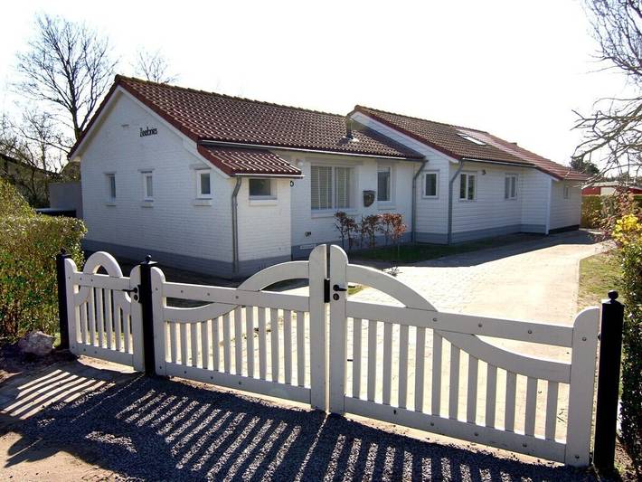 Ferienhaus für 8 Personen, mit Terrasse und Garten