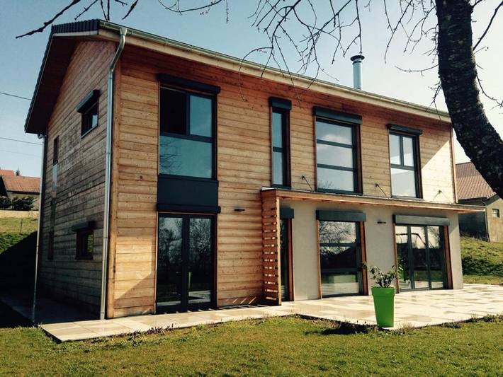 Location de vacances pour 6 personnes, avec vue et jardin dans Jonzier-Épagny