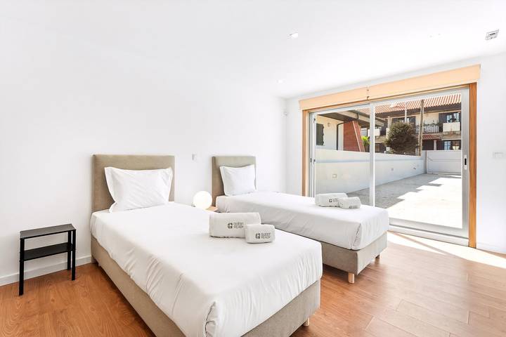 Ferienhaus für 4 Personen mit Terrasse in Mindelo, Porto Distrikt