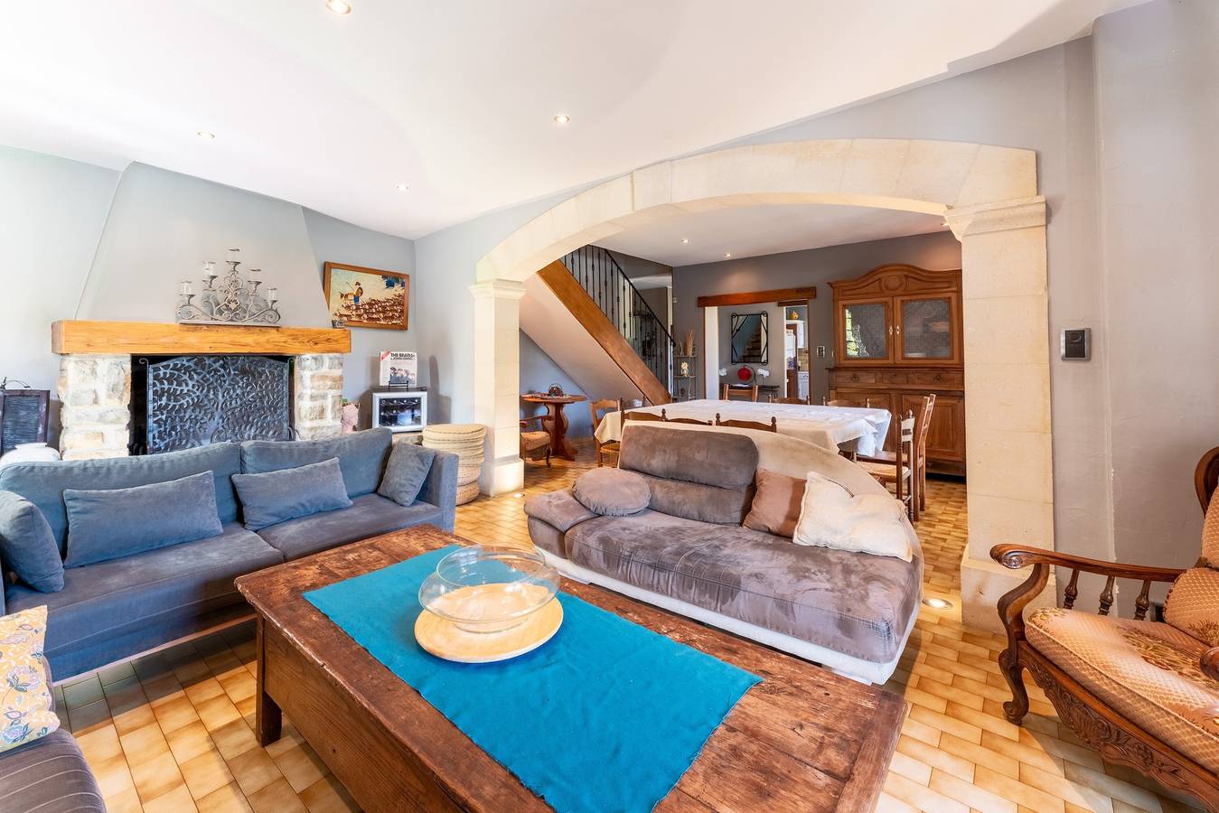 Villa 'Domaine des Maladieres' con piscina privada, terraza privada y aire acondicionado in Vézénobres, Región de Alès