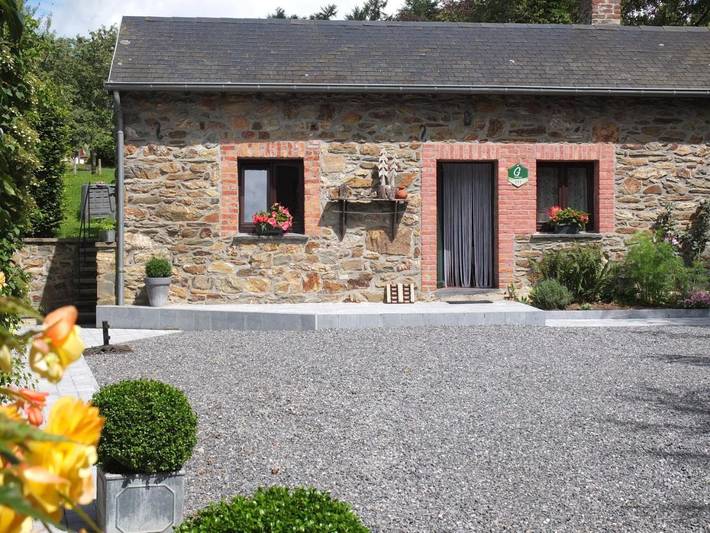 Location de vacances pour 2 personnes, avec sauna ainsi que jardin et vue dans Grand Halleux - 2