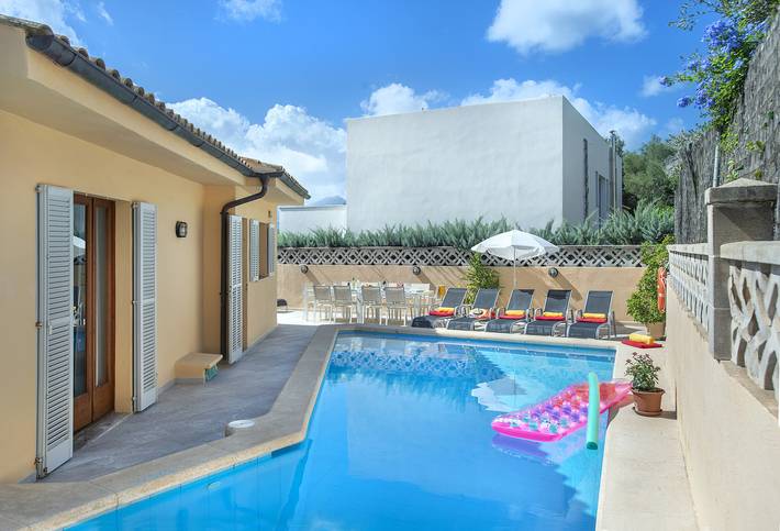 Chalet Tonieta - 10 Min A Pie De La Playa in Cala Sant Vicenc, Pollença