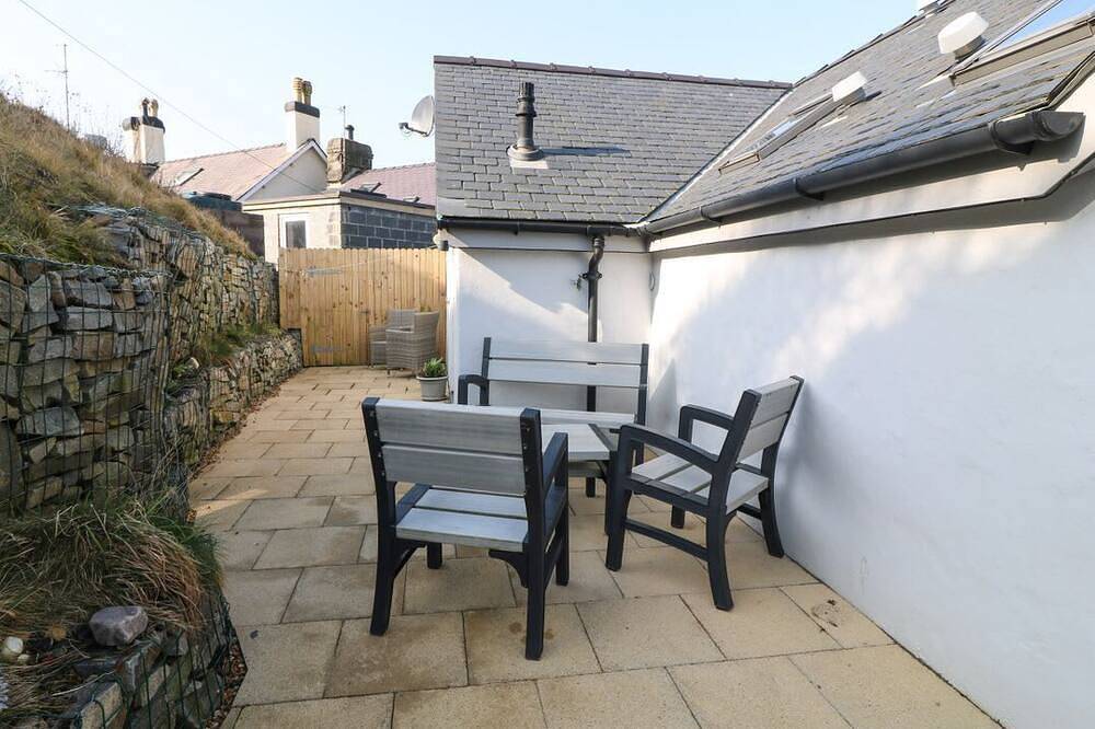 Entire apartment, Tan Bryn 2, Aberdaron in Aberdaron, Gwynedd