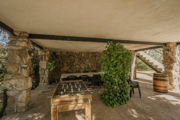 Villa Karina: Finca con vistas a la montaña, piscina privada y Wi-Fi in Valdemanco, Provincia de Madrid