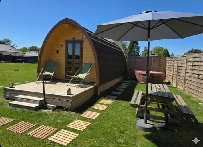 Location de vacances pour 3 personnes, avec jardin et vue, animaux acceptés à Auppegard