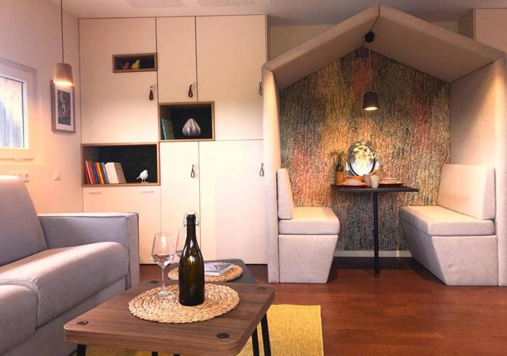 Gîte pour 2 personnes, avec vue et jardin à Messigny-et-Vantoux