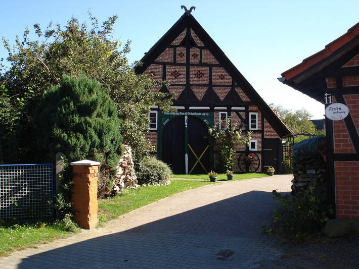 Ferienwohnung für 4 Personen, mit Terrasse und Garten in Wendland