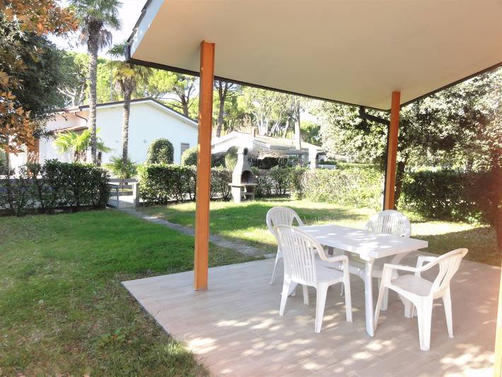 Villa für 7 Personen, mit Garten in Bibione