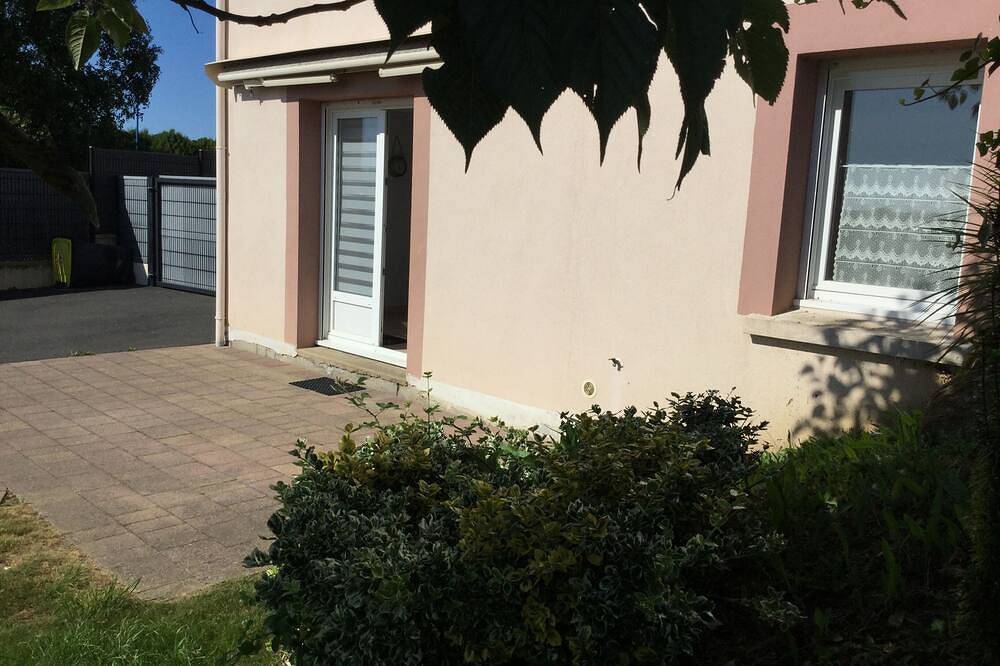 Haut de Binic T2 Rez-de-jardin in Binic, Côte de Goëlo