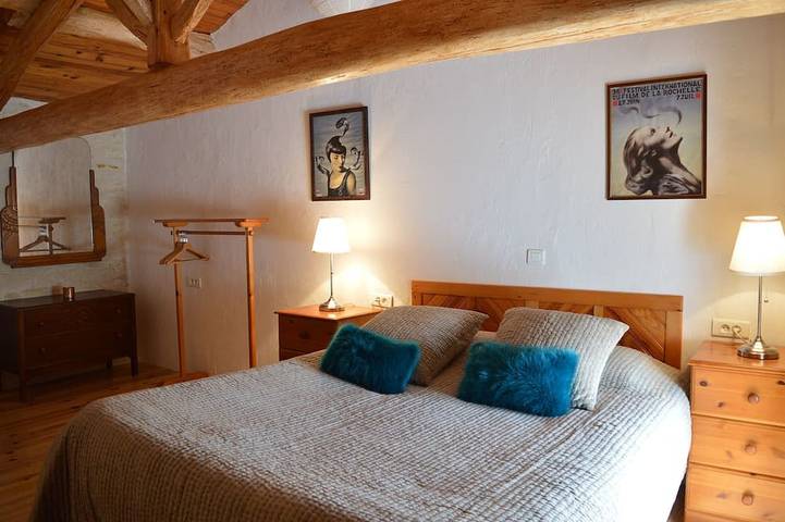 Location de vacances pour 2 personnes, avec jardin et piscine à Saint-Pierre-d'Amilly - 2