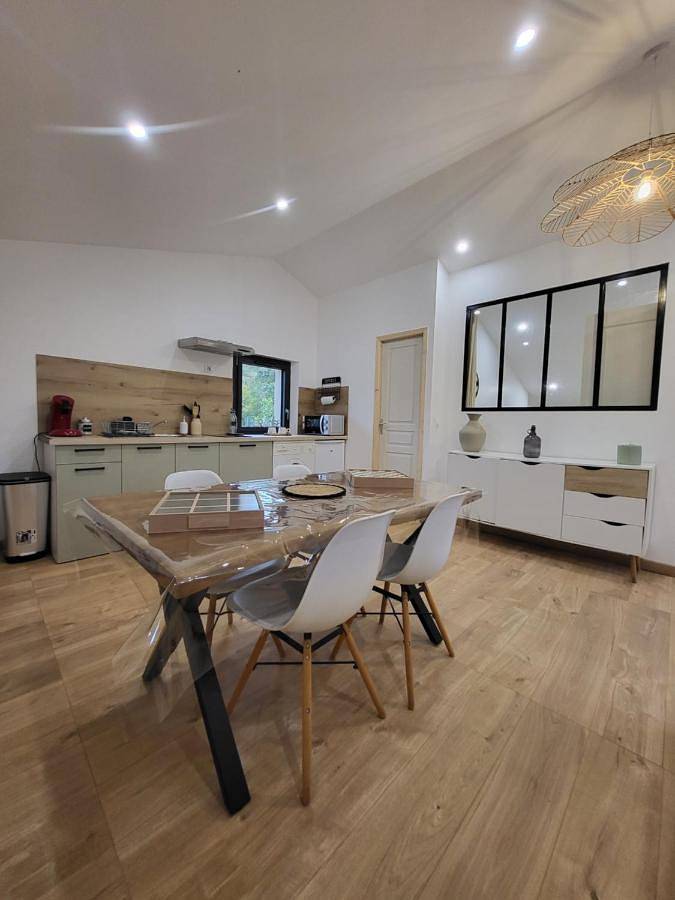 Appartement entier, La douceur du verdon in Saint-Martin-de-Brômes, Alpes-de-Haute-Provence