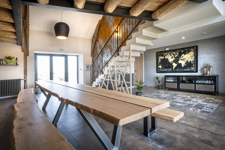 Gîte pour 20 personnes, avec jardin dans Prinsuéjols - 4