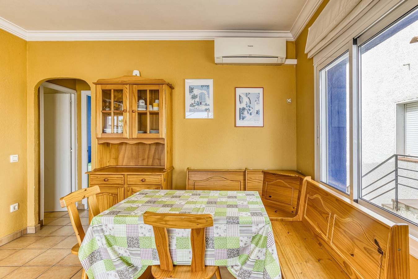 Ferienwohnung 'Apartmento Girelle' mit Meerblick, Wlan und Klimaanlage in l'Escala, Oberampurien