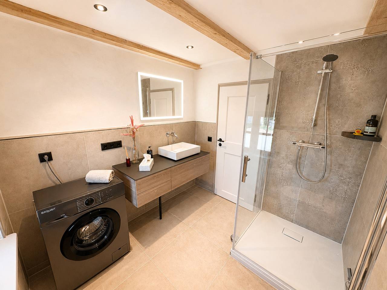 Ganze Ferienwohnung, Ferienwohnung "Auszeit" - Ferienwohnung Auszeit mit Terrasse in Rott am Inn, Landkreis Rosenheim