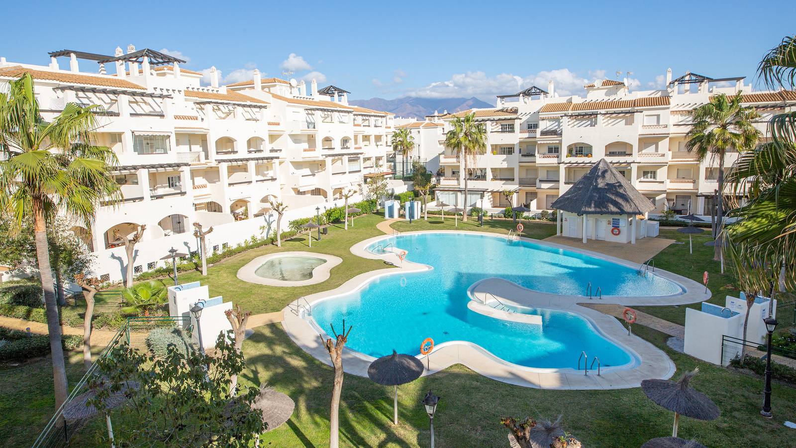 Entire apartment, Residencial Duquesa 2.5.2B in San Luis de Sabinillas, Manilva