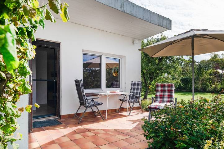 Ferienhaus für 2 Personen, mit Seeblick und Garten - 1