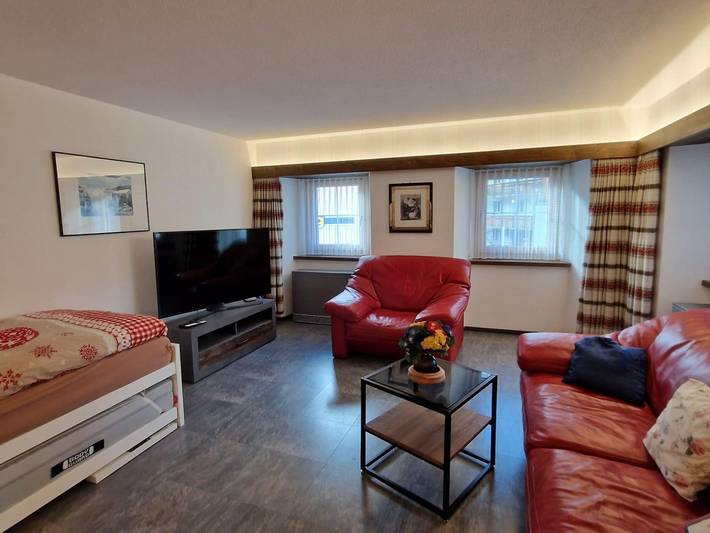 Ganze Ferienwohnung, Haus Rizzi - Wohnung 1 - 2.5 Zimmerwohnung -  4 Betten in Bivio (Graubünden), Surses
