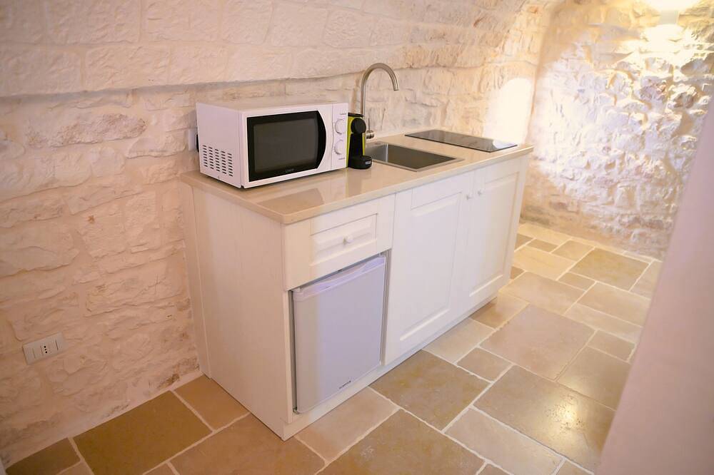 Botticella - Campanile Inn; Comfortable room in historic building -Locorotondo in Locorotondo, Bari Province