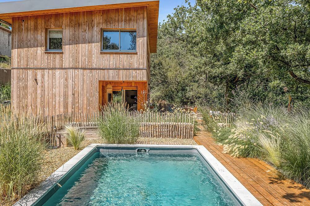 Cabane d’Ismou | Piscina & Diseño de madera in La Roque-d'Anthéron, Region de Aix-en-Provence