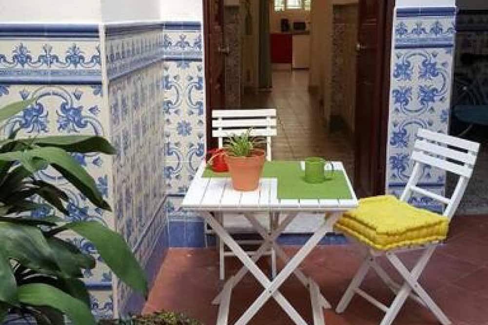 Appartamento intero, "El Patio de Triana" in Central Seville, Siviglia