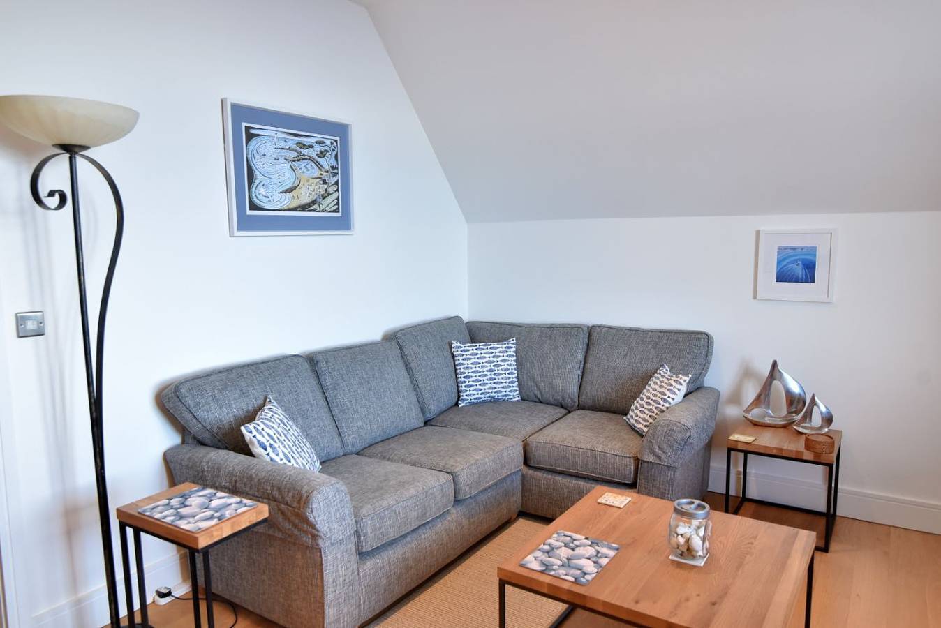 Entire apartment, 5 Coram Tower in Lyme Regis, Dorset
