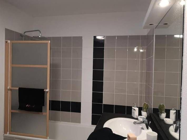 Gîte pour 4 personnes, avec jardin à Daux - 2