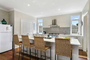 Holiday Home for 10 People in Barwon Heads, Bellarine, Photo 3