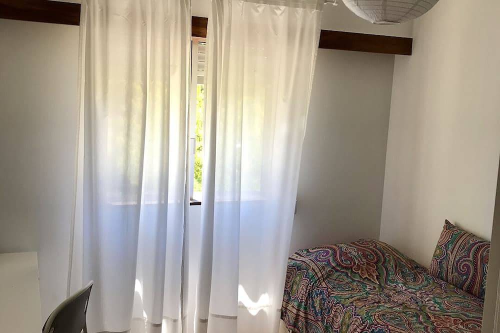 Ganze Wohnung, Carcavelos, Cozy 3 bedroom apartment in Cascais in Carcavelos e Parede, Costa de Lisboa