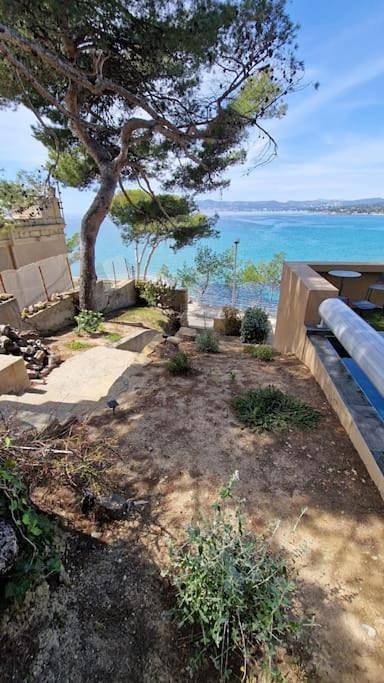 Location de vacances pour 11 personnes, avec jardin ainsi que piscine et vue dans Plage de la Madrague - 3