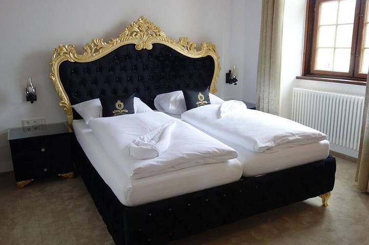 Ganze Wohnung, Versailles Royal Suite 3 Guests Aurolzmünster in Aurolzmünster, Innviertel