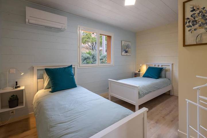 Maison neuve au coeur du Luberon pour 6 personnes, climatisation,WIFI in Saint-Saturnin-lès-Apt, Parc naturel régional du Luberon