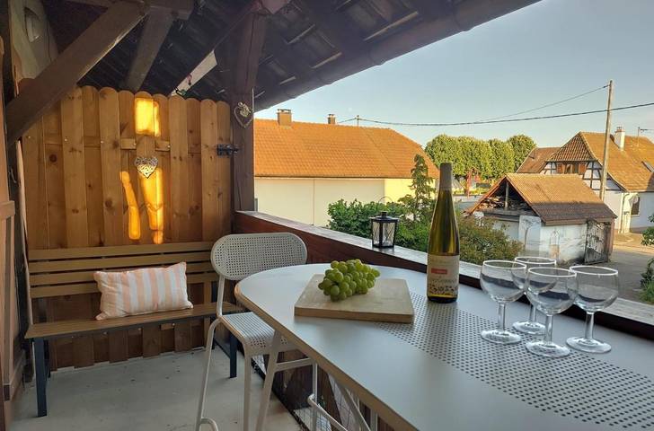 Gîte pour 4 personnes, avec balcon à Sainte-Croix-en-Plaine