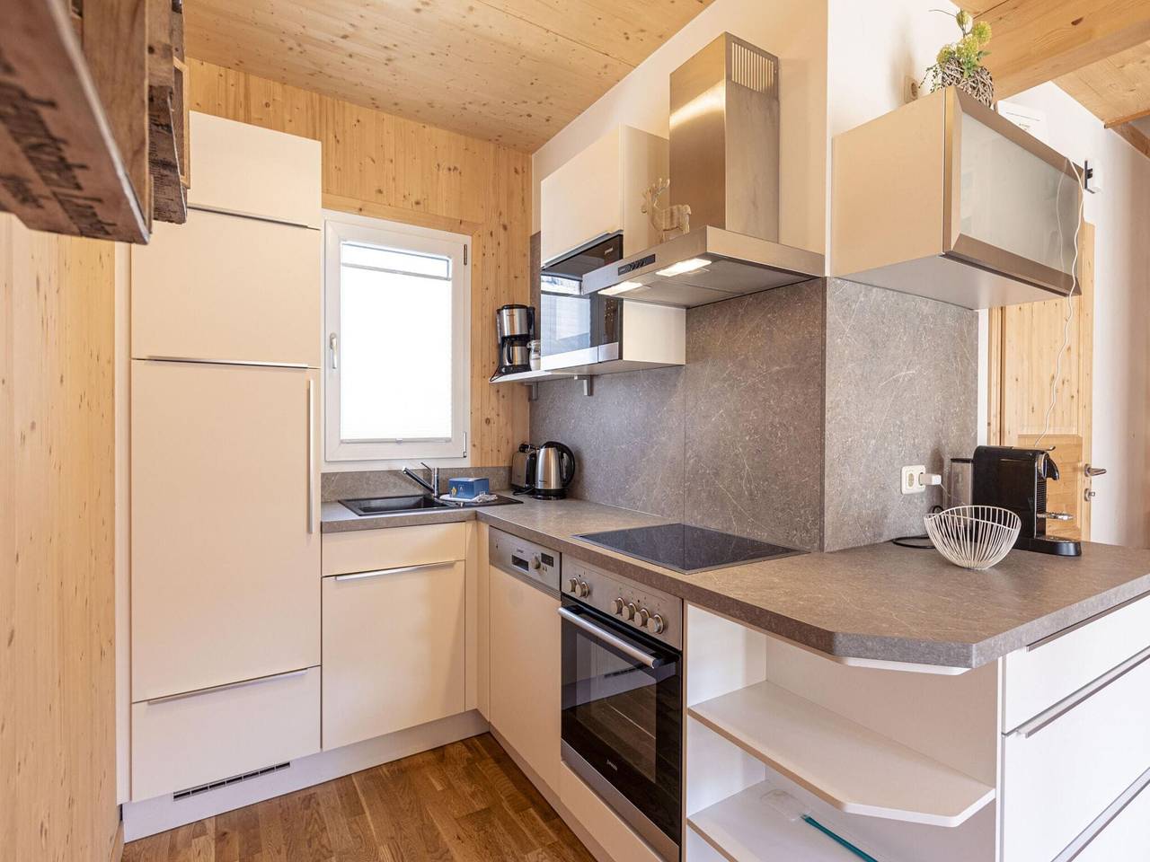 Einladendes Chalet mit Sauna und Whirlpool in St. Georgen ob Murau, Sankt Georgen am Kreischberg