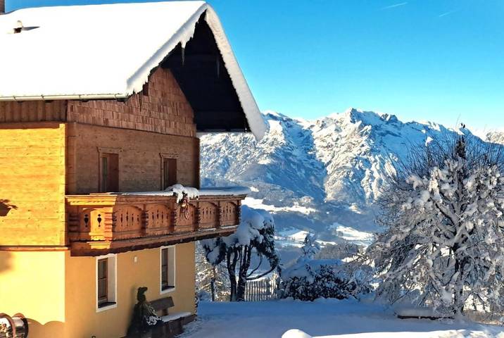 Ferienhaus für 6 Personen, mit Garten und Sauna sowie Ausblick in Bischofshofen