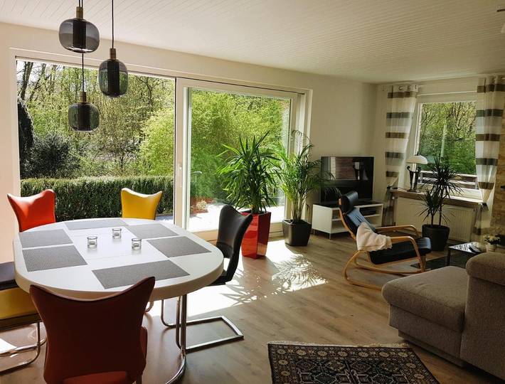 Ferienwohnung für 6 Personen, mit Whirlpool und Terrasse sowie Ausblick