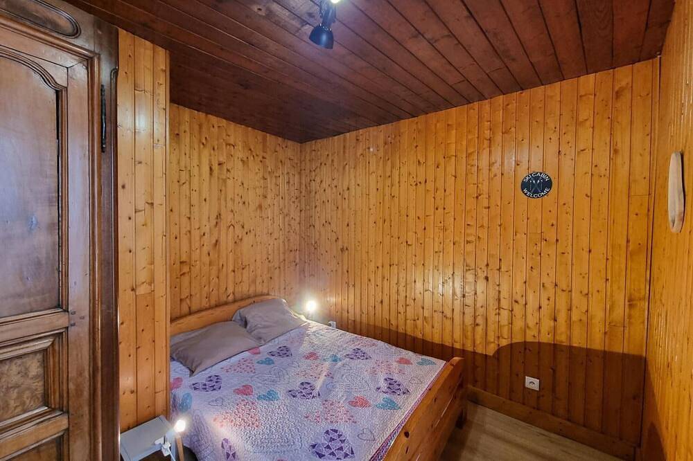 Casa de pueblo de piedra en Chalmazel, ideal para la naturaleza in Chalmazel, Montbrison