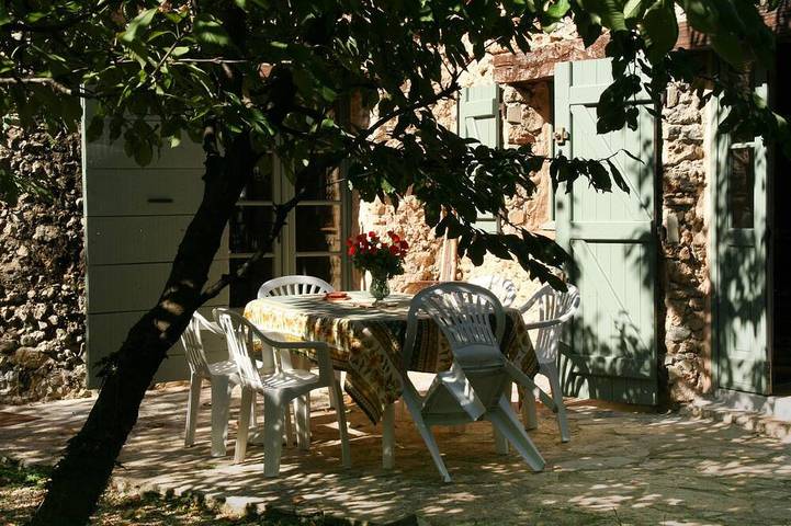 Maison de vacances pour 6 personnes, avec jardin ainsi que piscine et balcon à Flayosc