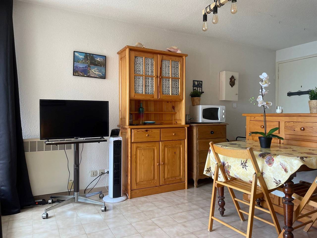 Ganzes Studio, Gemütliche Wohnung mit Balkon und Garage in Balaruc-les-Bains in Balaruc-les-Bains, Côte d'Améthyste